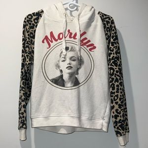Marilyn hoodie